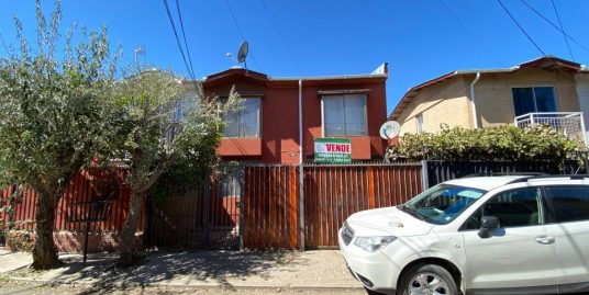 HERMOSA CASA EN CHACRA HURTADO.