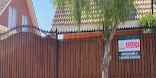MAGNIFICA PROPIEDAD EN ARRIENDO EN VILLA FRANCIA.