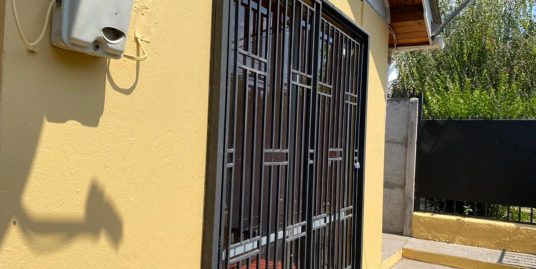 Impecable propiedad en arriendo en Villa Galilea, Melipilla.