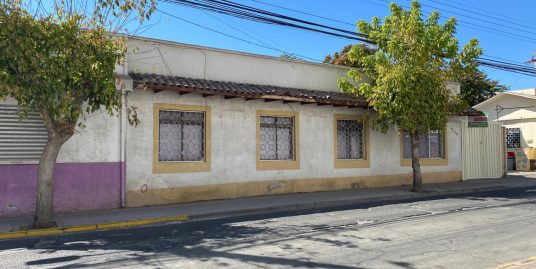OPORTUNIDAD!!! PROPIEDAD CENTRAL, UBICADA A UNA CUADRA DE PLAZA DE ARMAS DE NUESTRA CIUDAD.