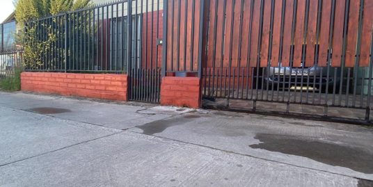 VENTA, IMPECABLE PROPIEDAD EN VILLA MARTITA ROMANINI, MELIPILLA.