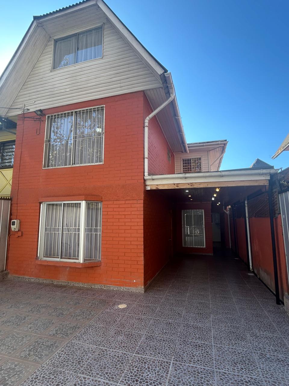 IMPECABLE PROPIEDAD EN ARRIENDO EN VICUÑA MACKENNA- BORIS SOLER.