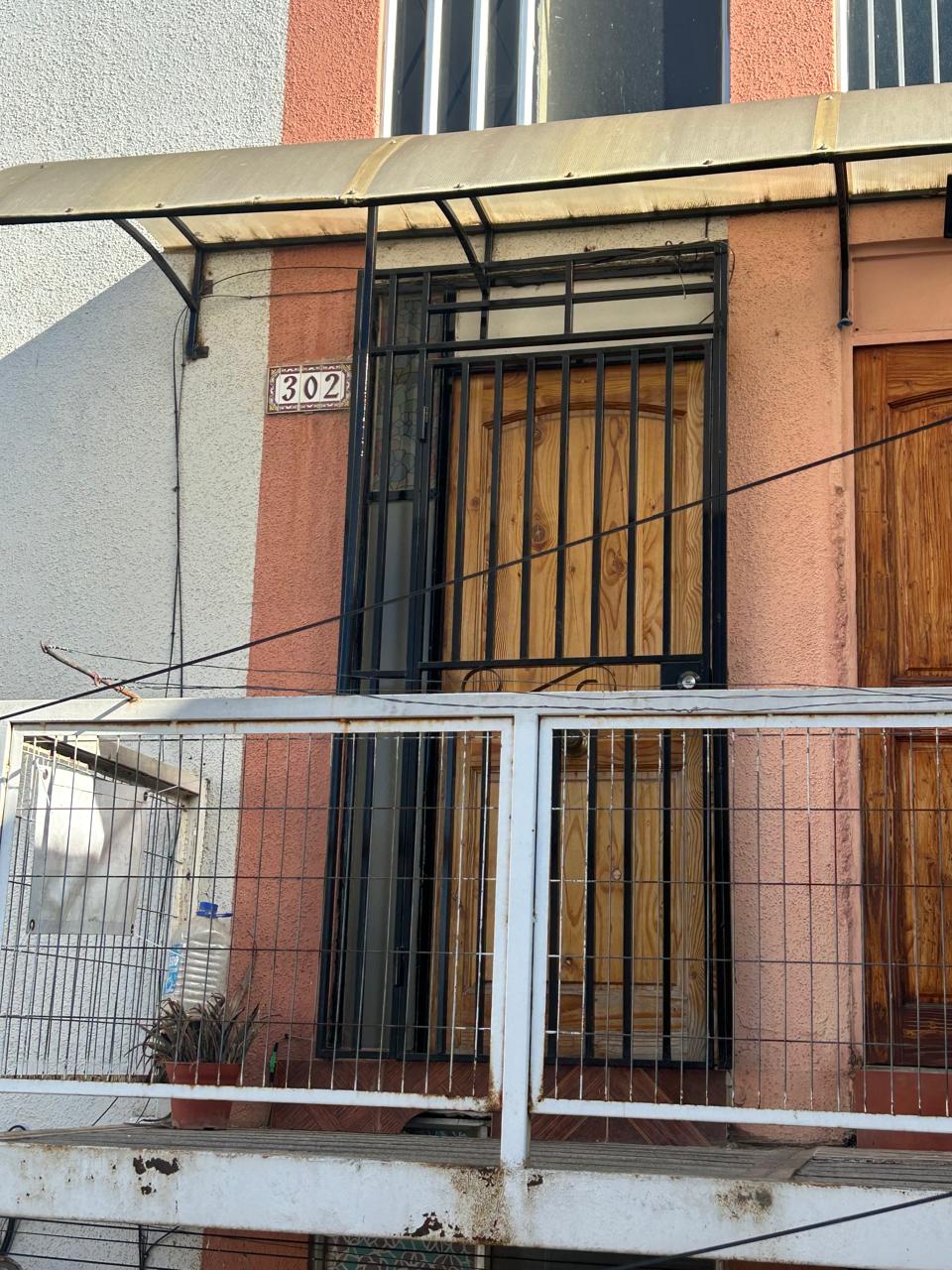 IMPECABLE DEPARTAMENTO DUPLEX, SECTOR PONIENTE, MELIPILLA.